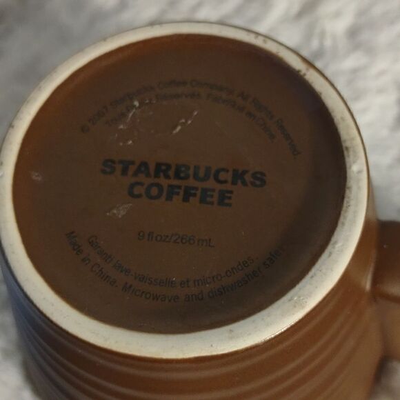 Starbucks 2007 Ceramic Latte Mug - Picture 2 of 5
